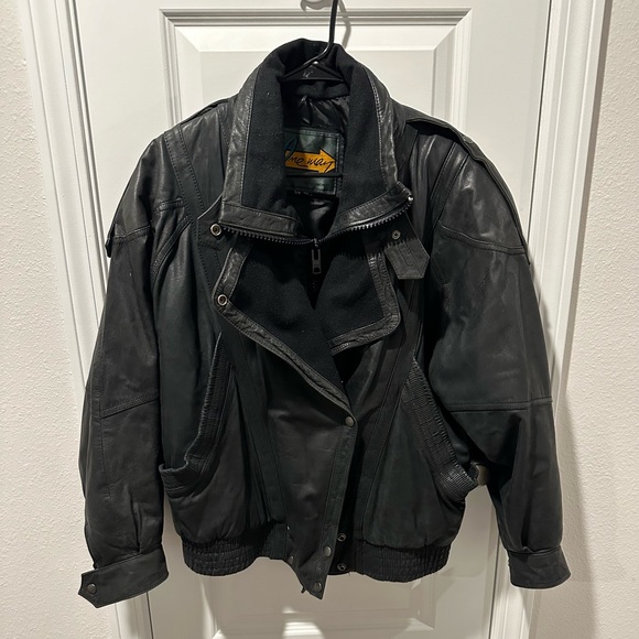One way women’s motorcycle leather jacket size 5/6 - Picture 1 of 5